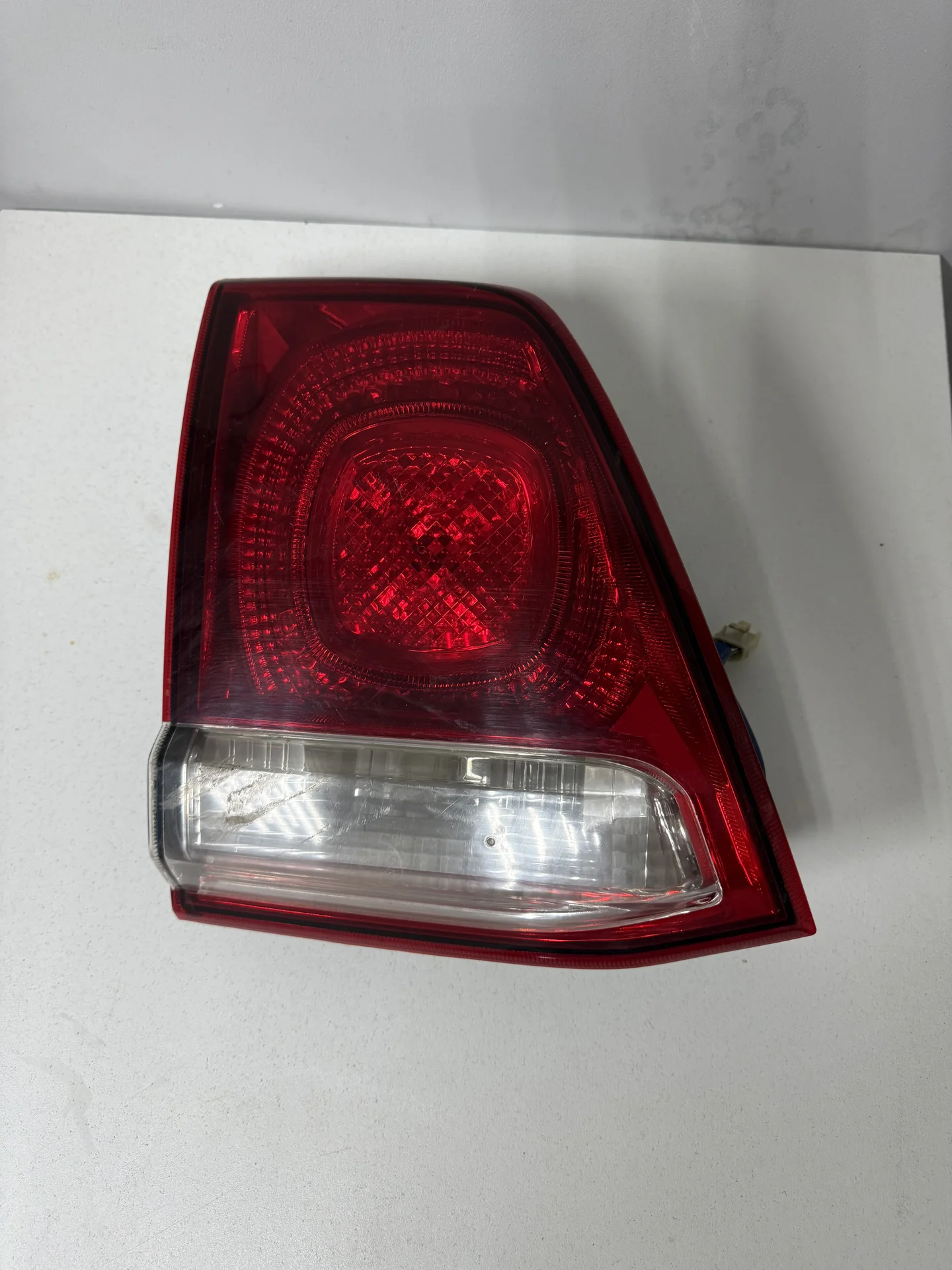 Фонари задние toyota land cruiser 200 оригинал - миниатюра 2