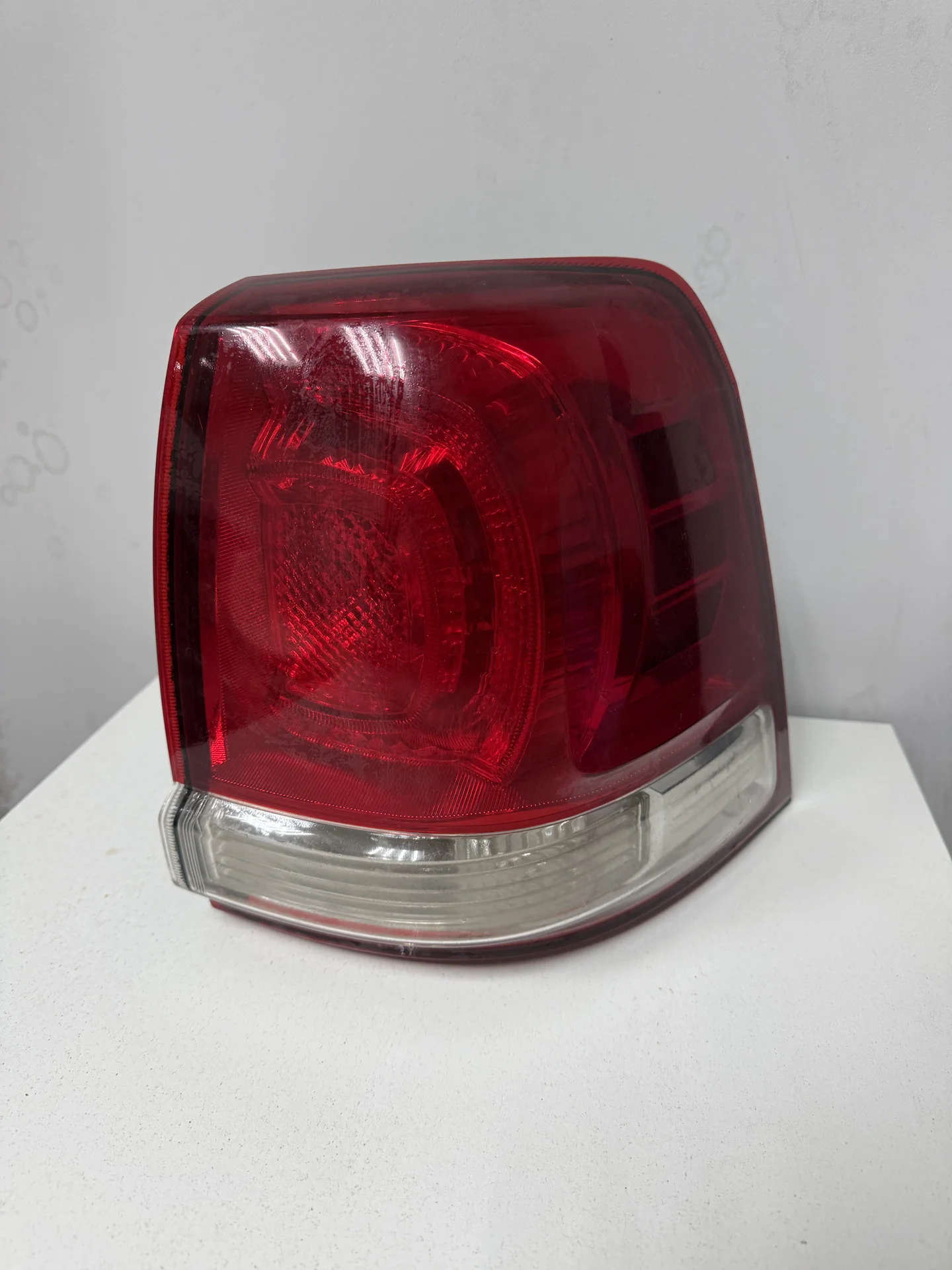 Фонари задние toyota land cruiser 200 оригинал - миниатюра 14
