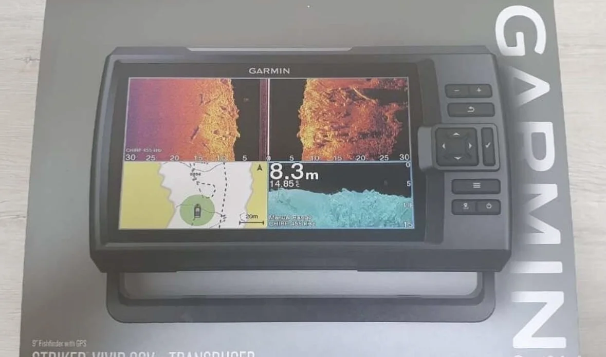Эхолот Garmin striker vivid 9sv c датчиком GT52 - изображение 1