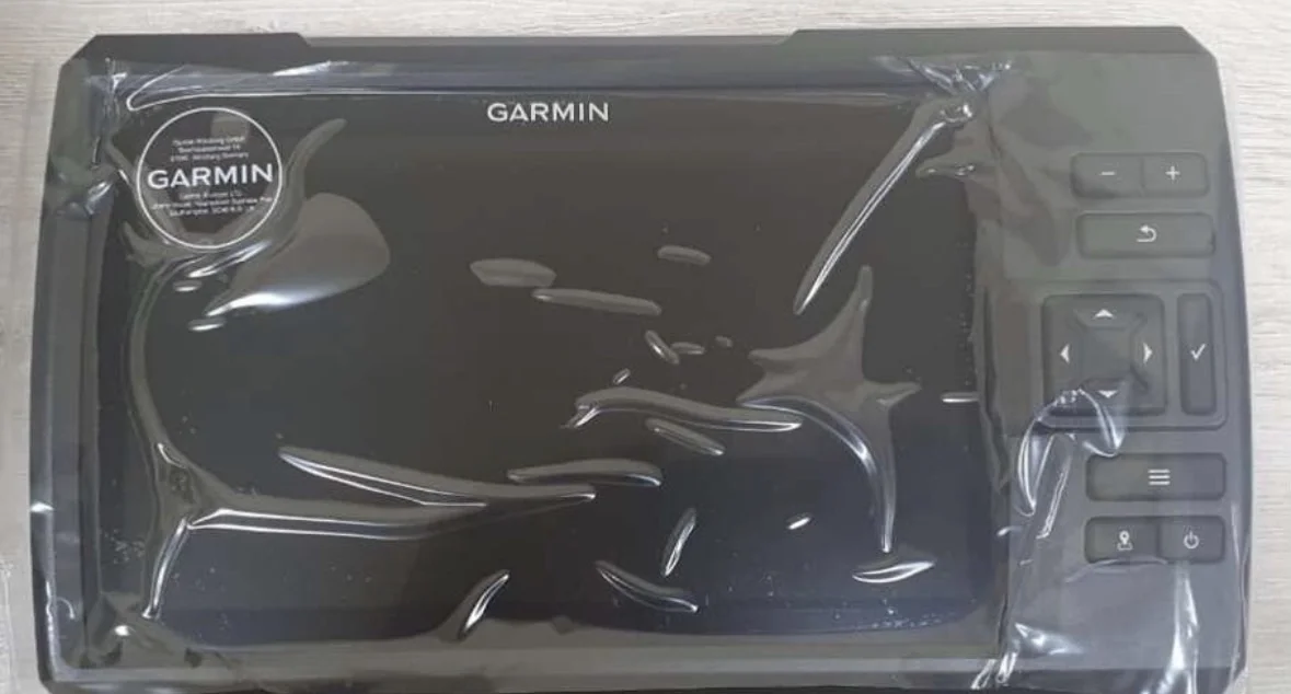 Эхолот Garmin striker vivid 9sv c датчиком GT52 - миниатюра 3