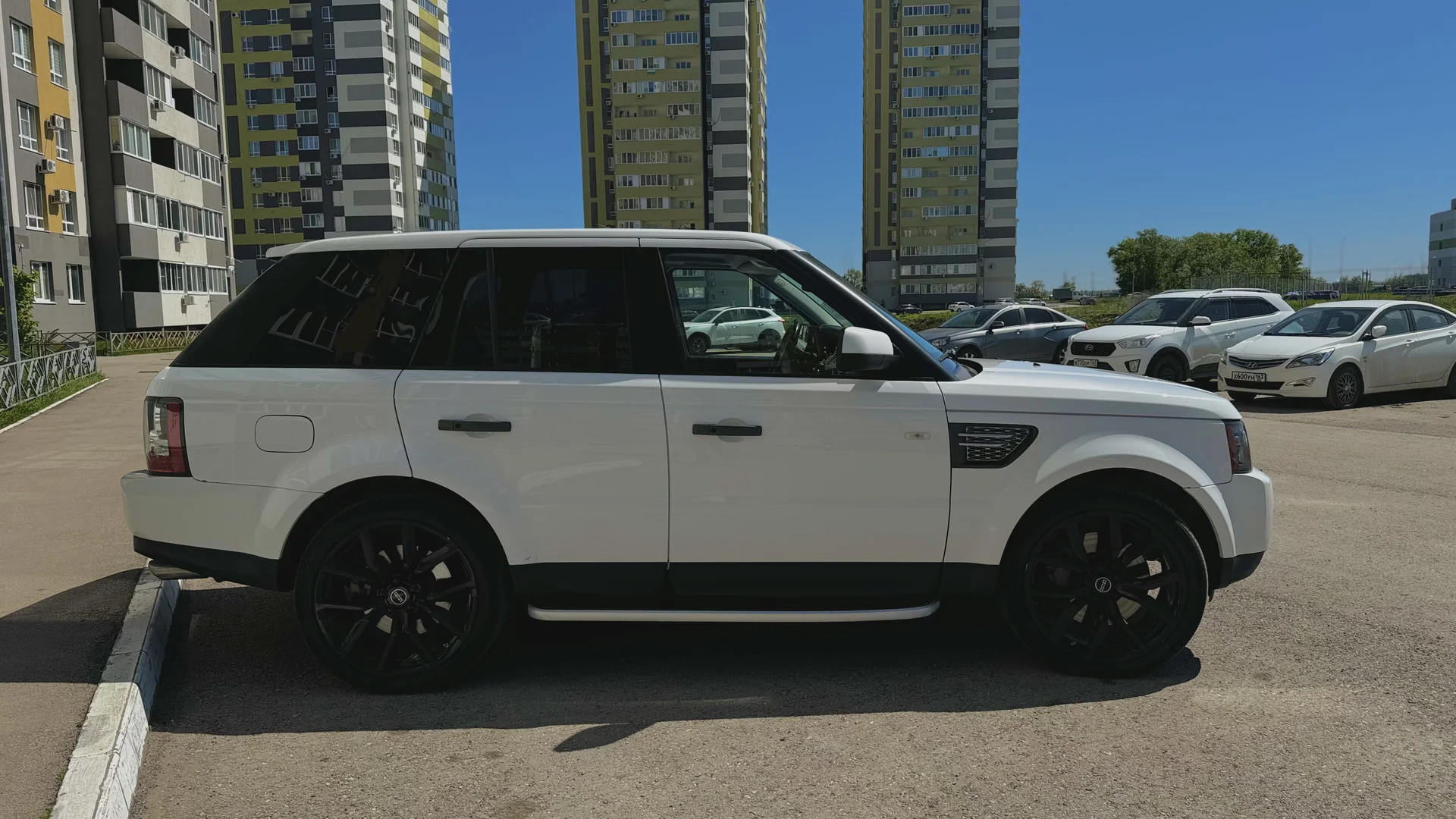 Land Rover Range Rover Sport Supercharged - миниатюра 3