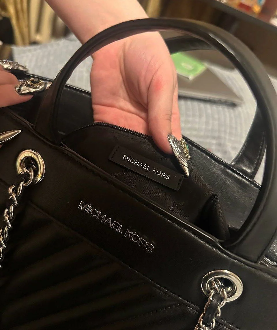 Michael Kors Rose Large East West Tote - миниатюра 3