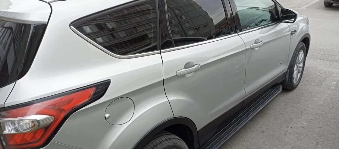 Ford Kuga 2018 - миниатюра 4