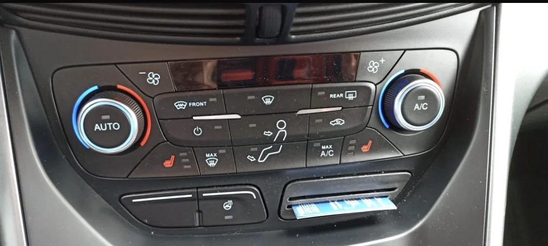 Ford Kuga 2018 - миниатюра 11