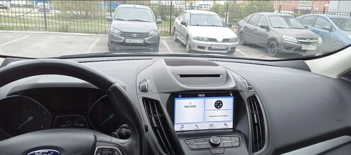 Ford Kuga 2018 - миниатюра 13