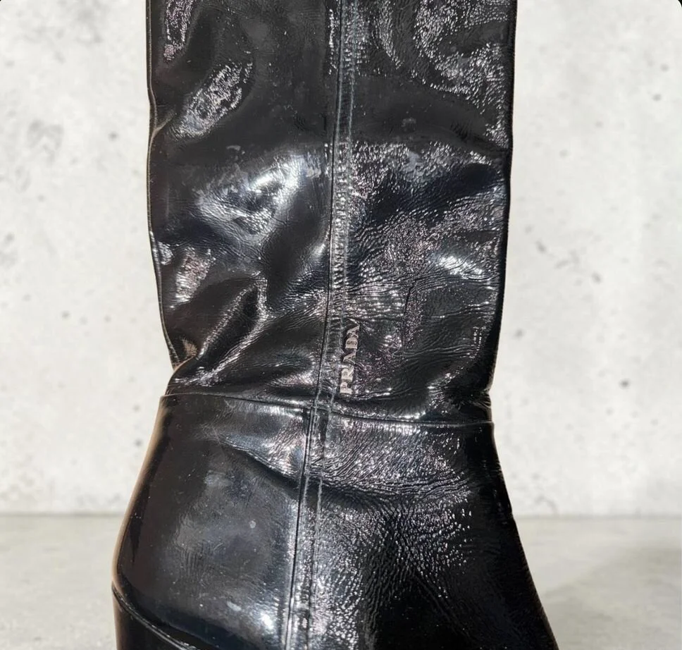 Prada лаковые сапоги оригинал - миниатюра 4
