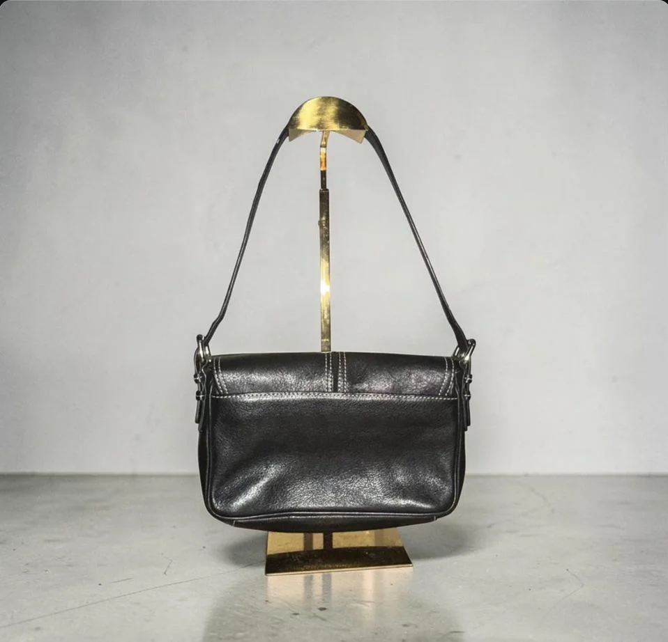 Givenchy leather flap bag винтаж оригинал - миниатюра 2