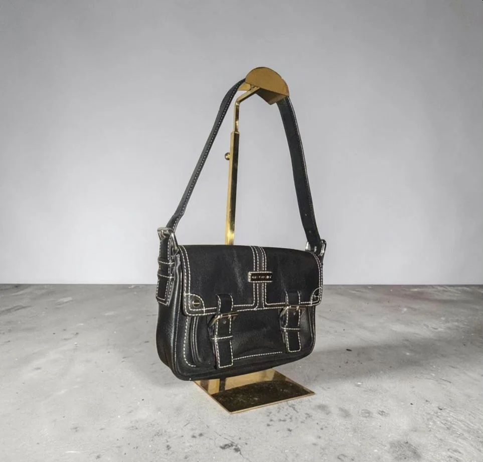 Givenchy leather flap bag винтаж оригинал - миниатюра 3