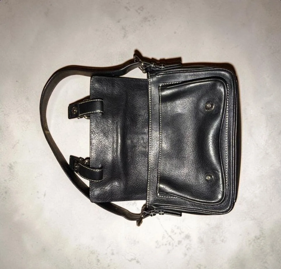 Givenchy leather flap bag винтаж оригинал - миниатюра 4