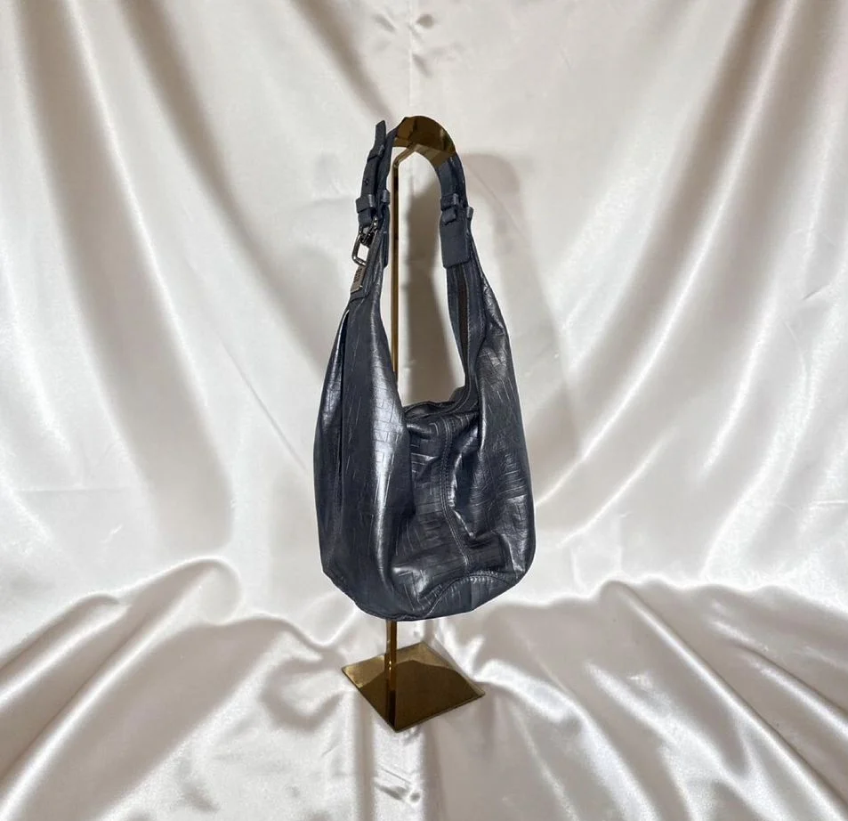 Редкая Givenchy silver leather hobo bag - миниатюра 3