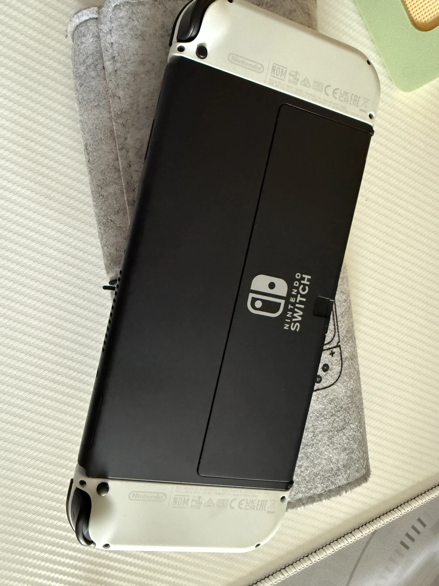Nintendo switch oled - миниатюра 4