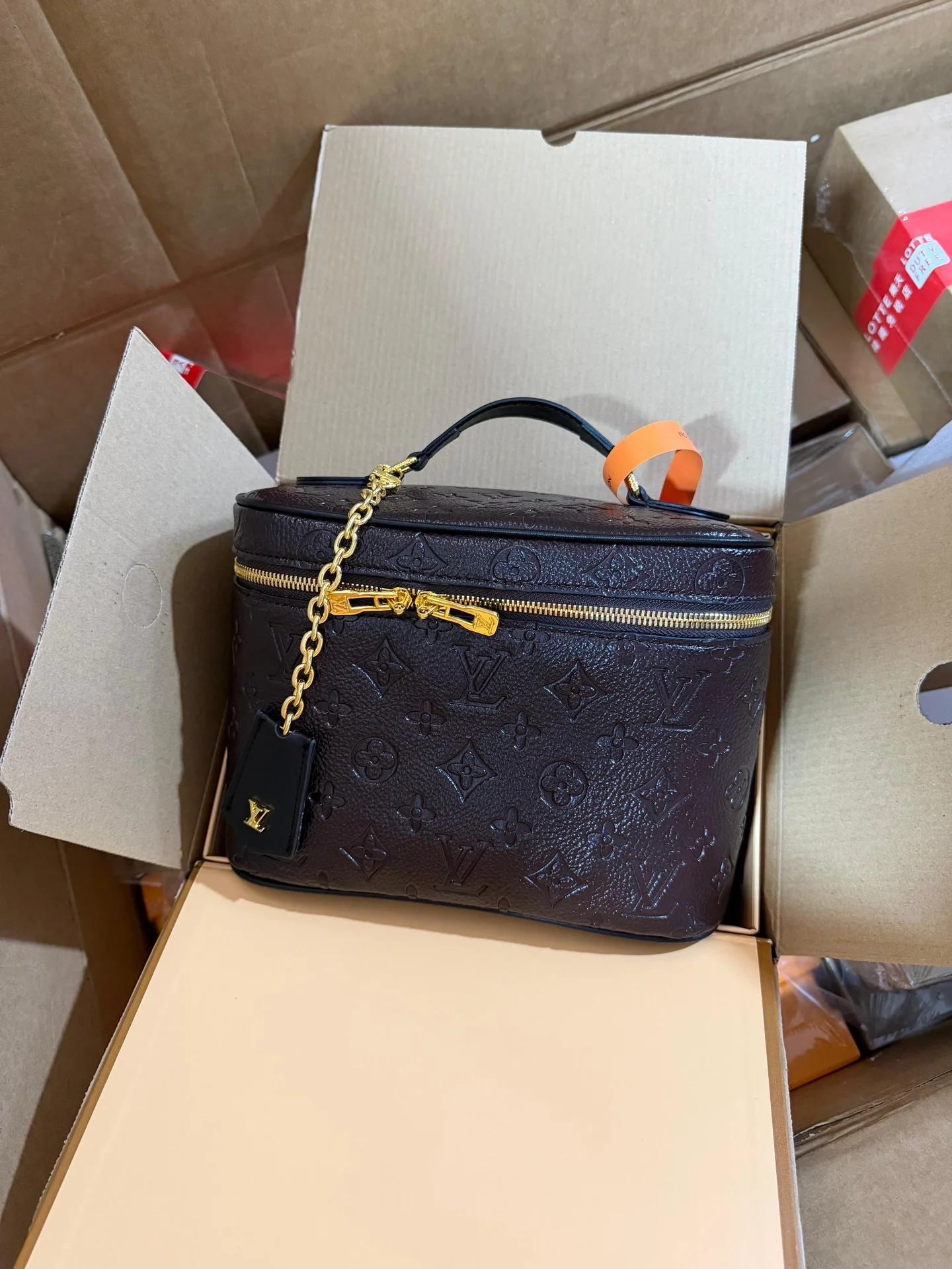 Сумка косметичка Louis Vuitton - миниатюра 2
