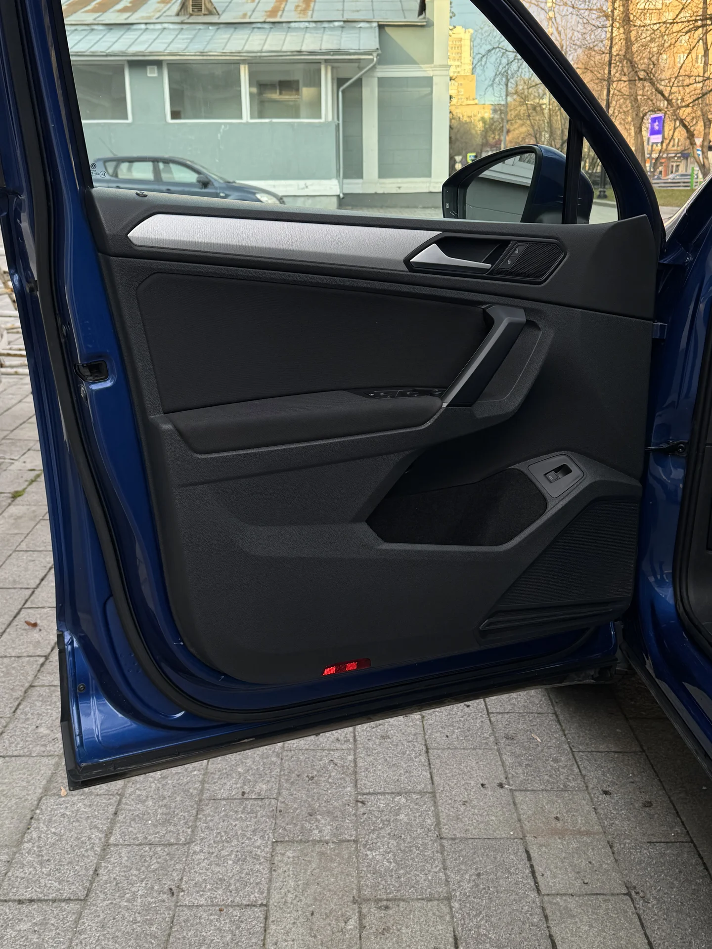 Volkswagen Tiguan 1.4 TFSI(1 Хоязин) - миниатюра 19