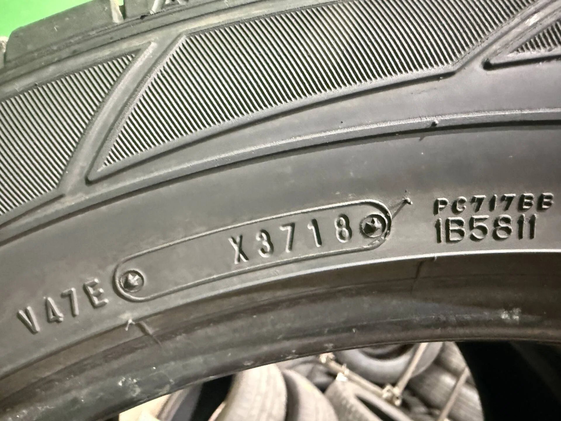 265/50 R20 дюймов Dunlop SP Sport Maxx 050+ летние - миниатюра 4