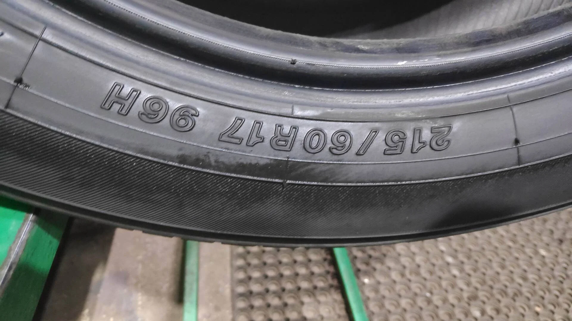 215/60 R17 Yokohama Aspec A349A летние - миниатюра 3
