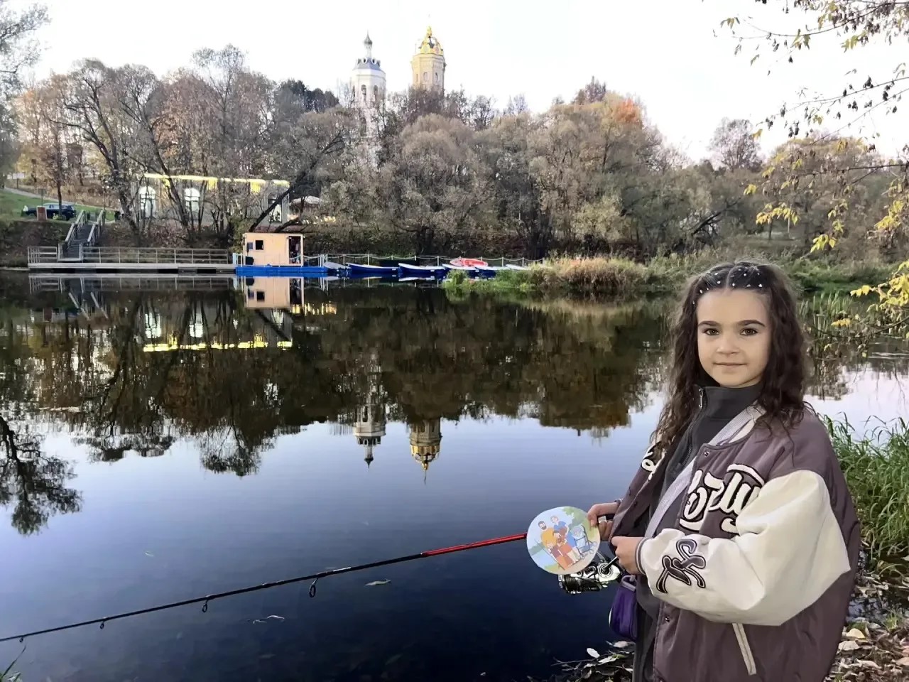 А тут мы рыбачили в Дубровицах — прекрасное место!