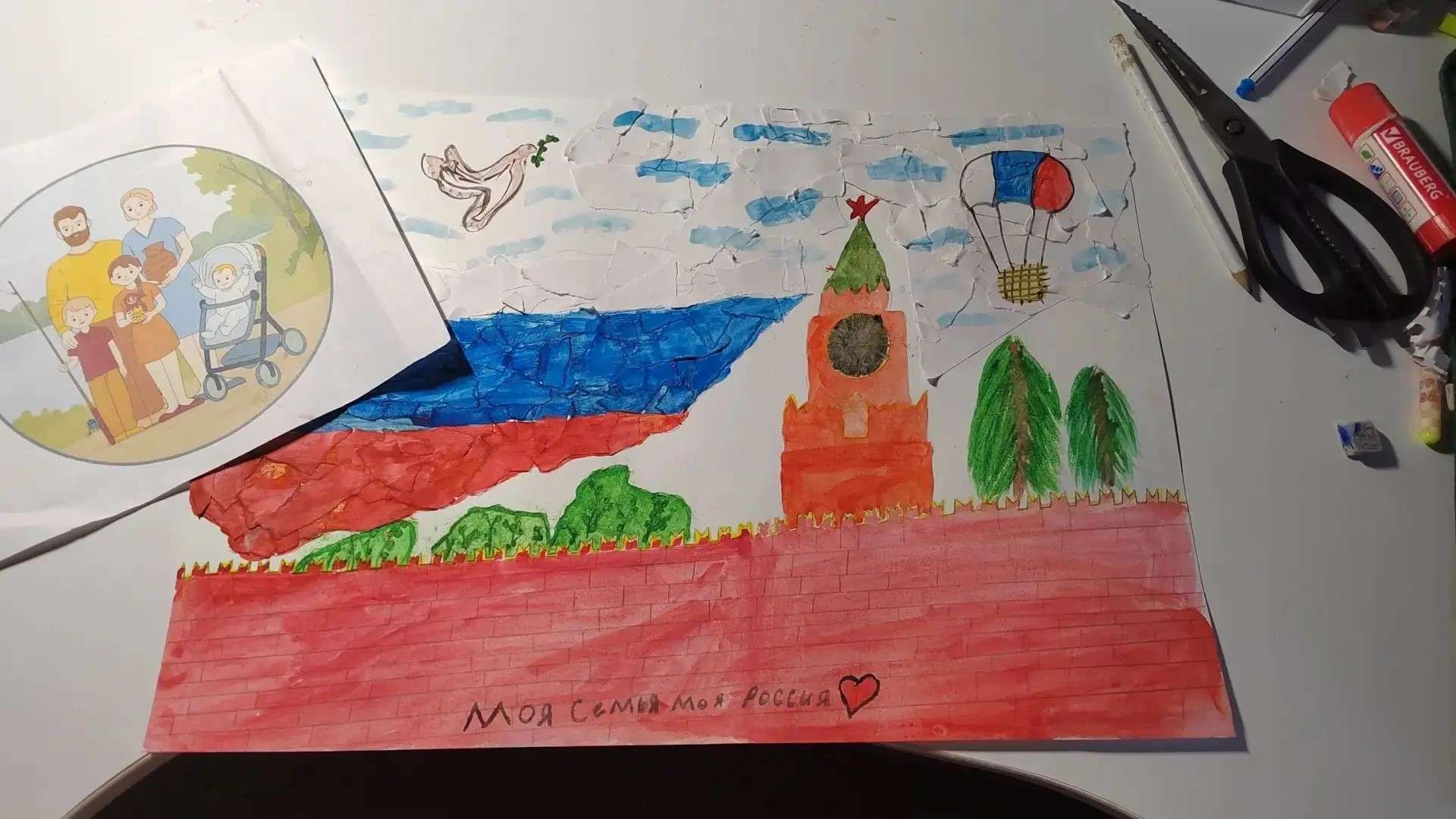 Конечно же Голубь Мира должен быть на моем рисунке...