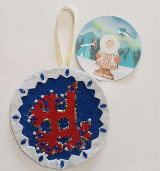 Подвеска с орнаментом "Лебедь"