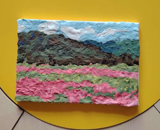 Иван-чай цветет