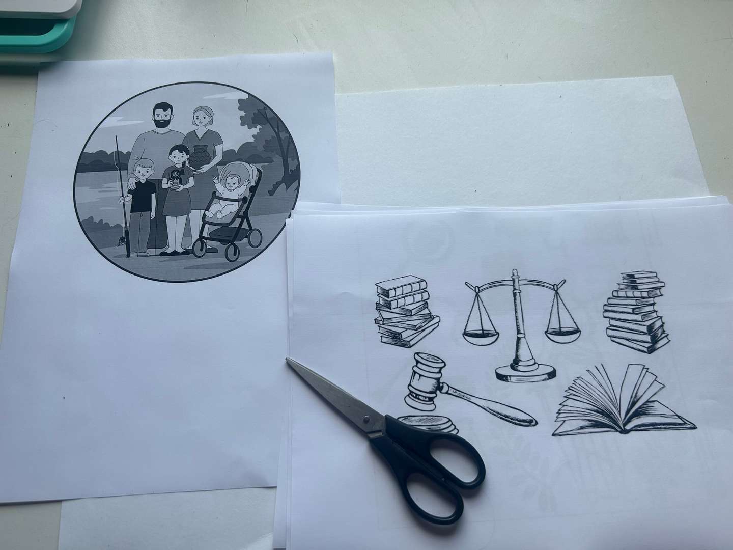 Начинаю вырезать материал