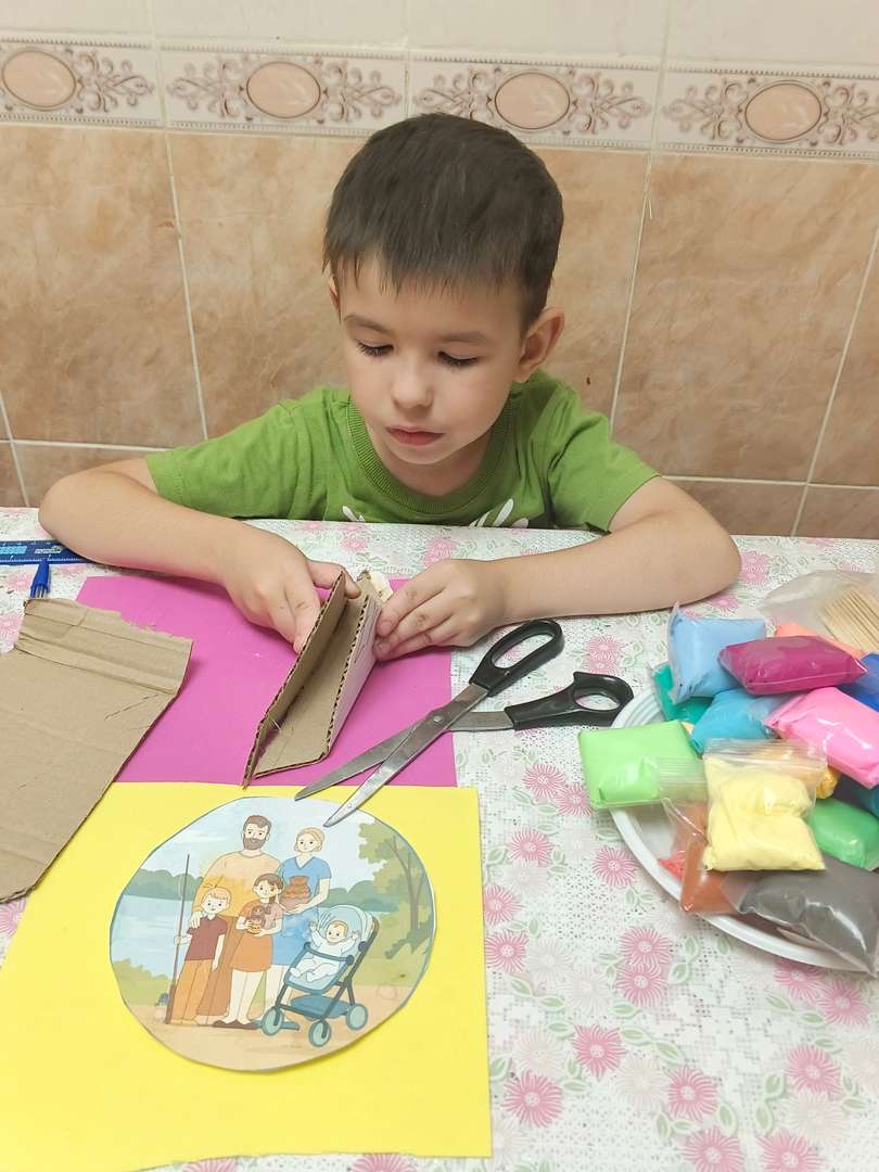 Собираем домик из картона