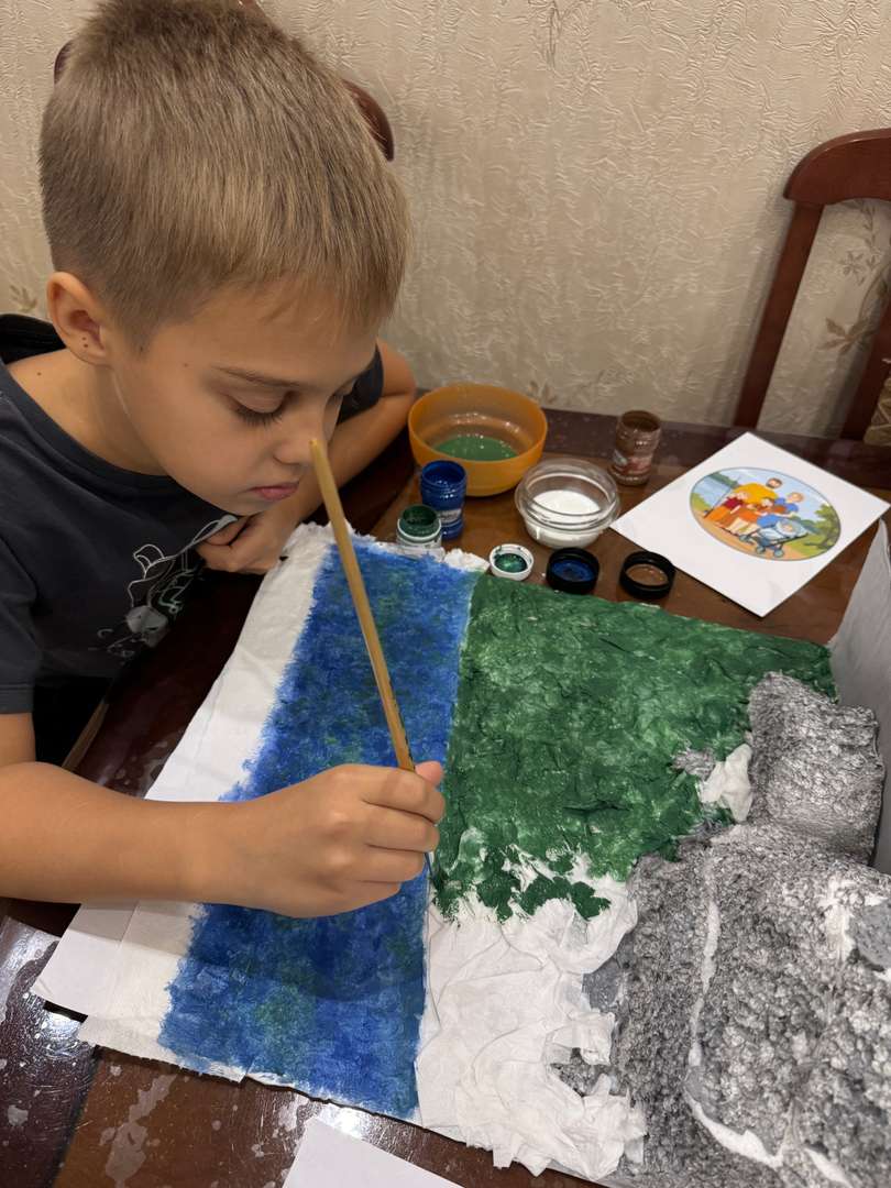 Раскрашиваю зеленую тайгу