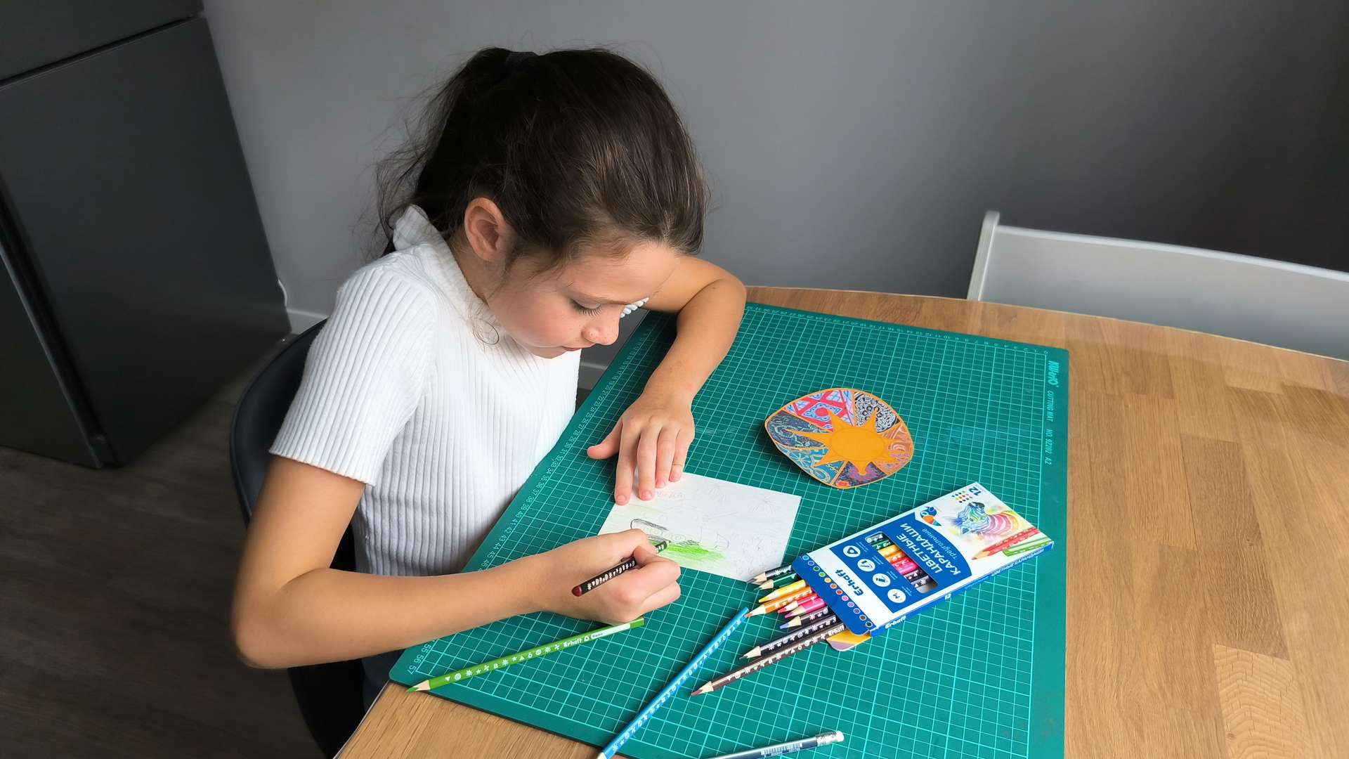 Создание детской открытки ко Дню Победы.