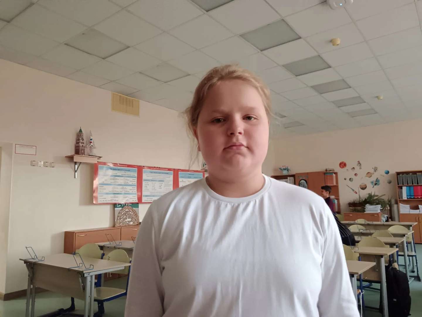 А вот и автор рисунка...