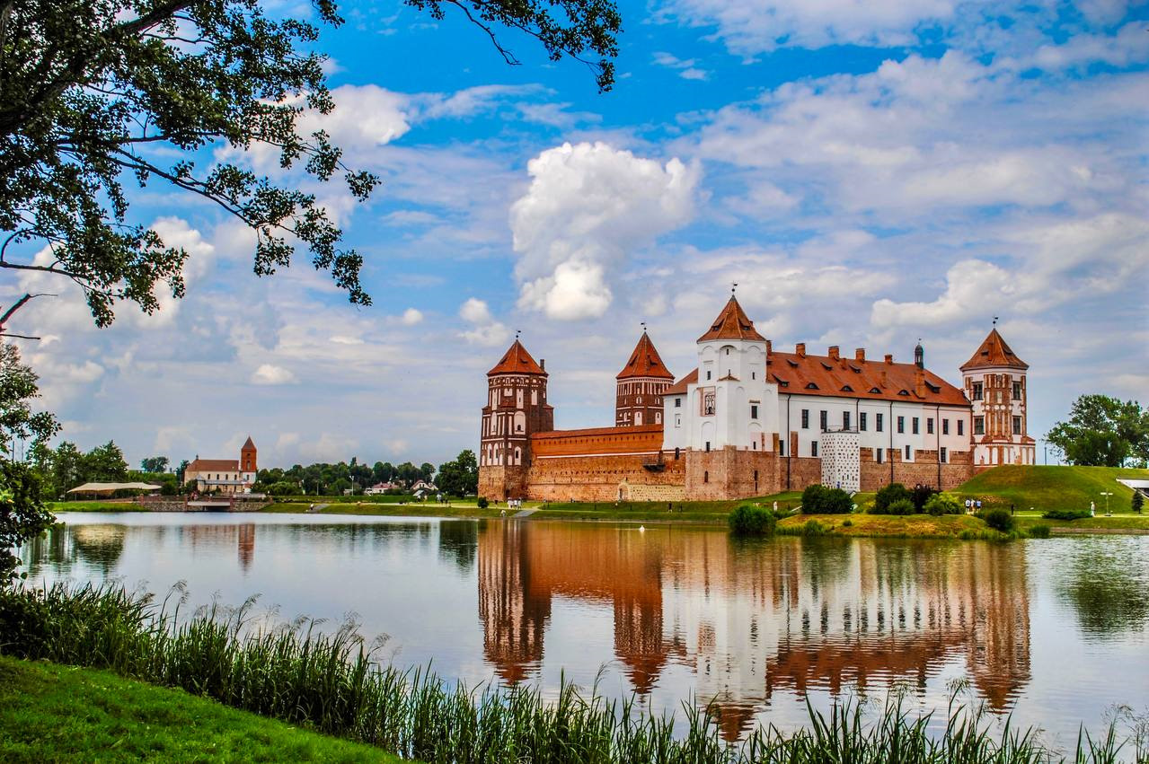 Замки Мира и Несвижа — фото 2
