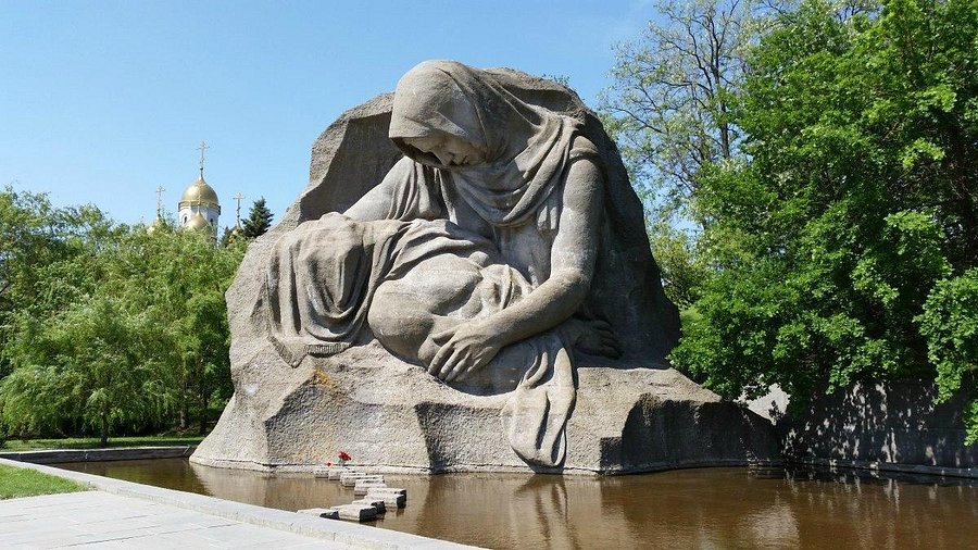Волгоград — город-герой — 2
