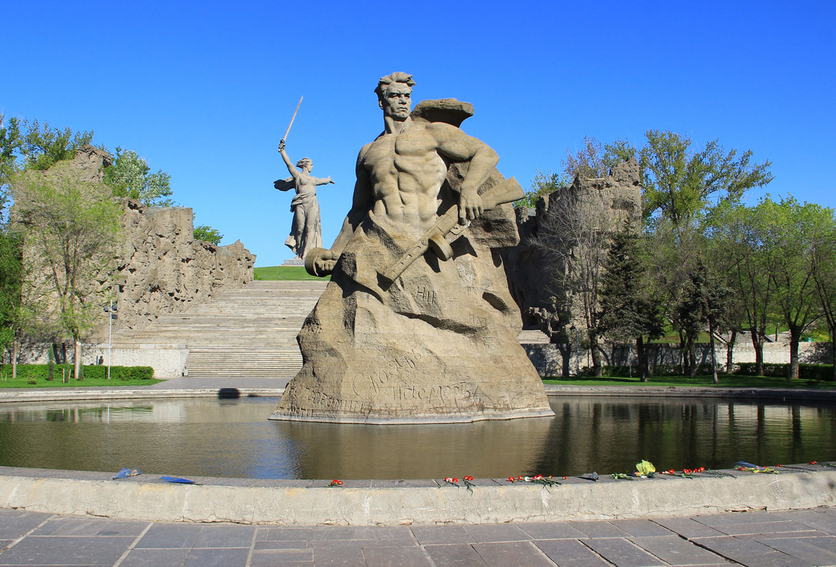 Волгоград — город-герой — 3