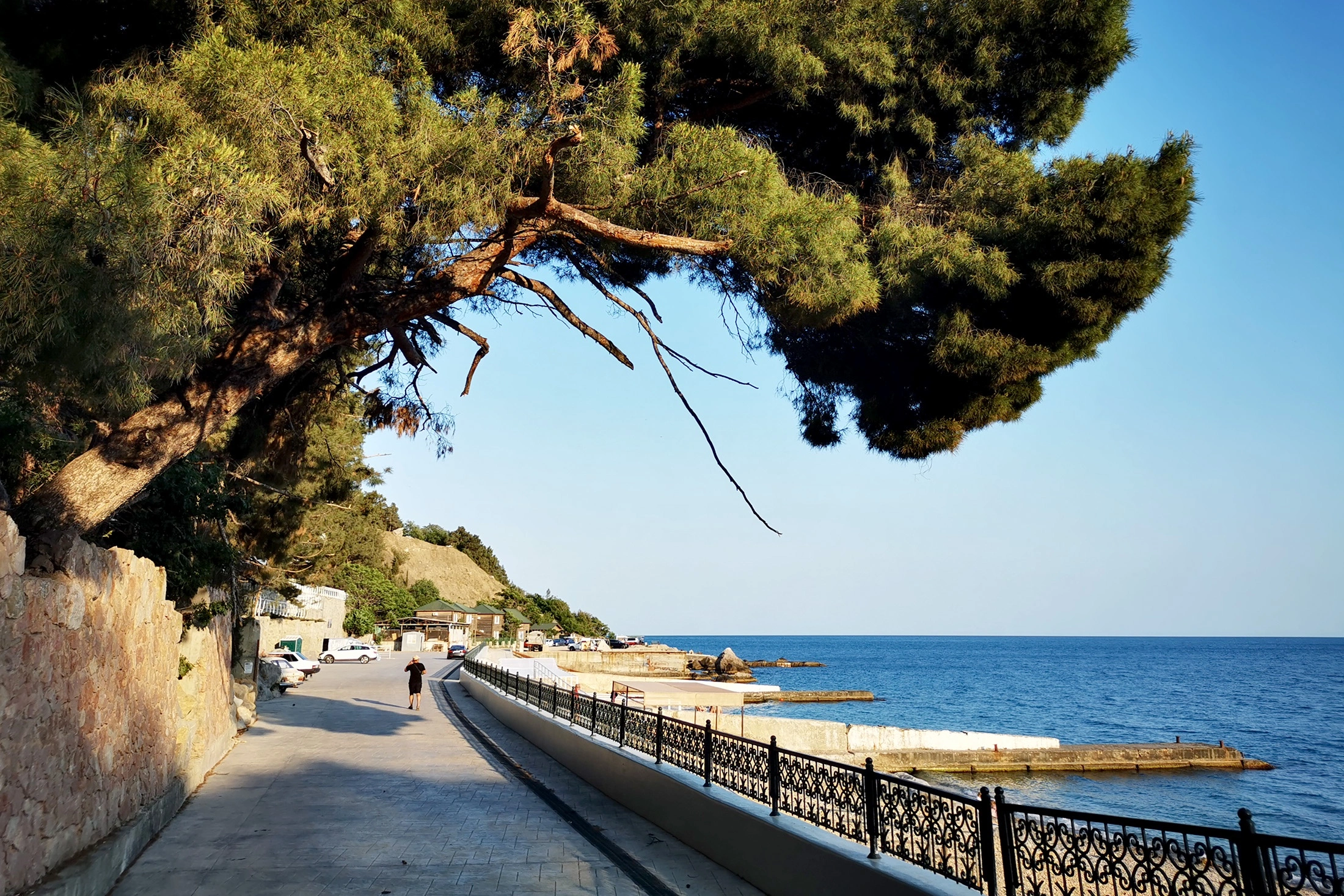 Крым: ЮБК, Новый Херсонес и Севастополь