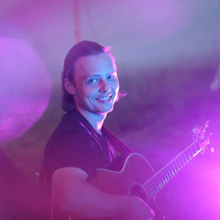 Преподаватель Александр Лохоня