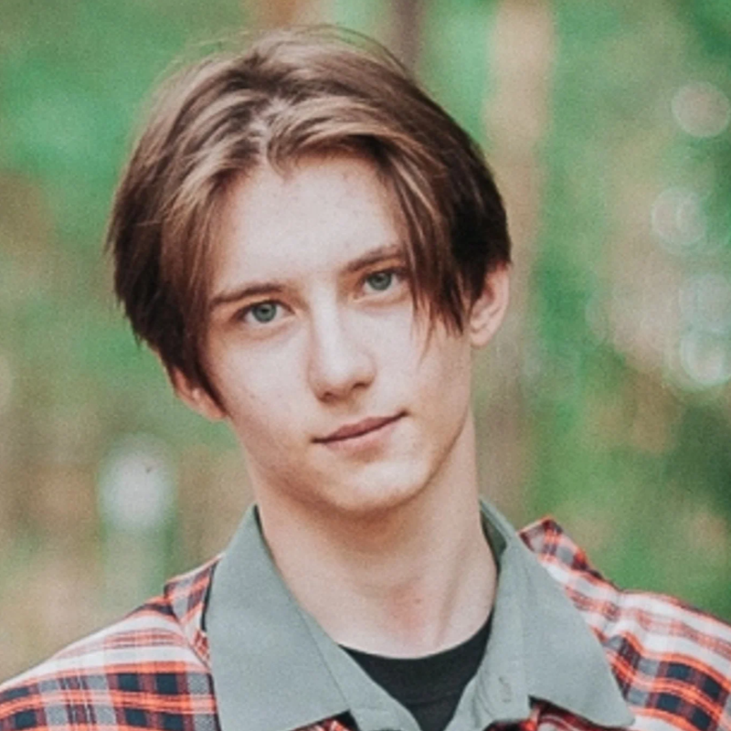 Преподаватель Данила Миронов