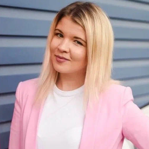 Преподаватель Татьяна Савельева