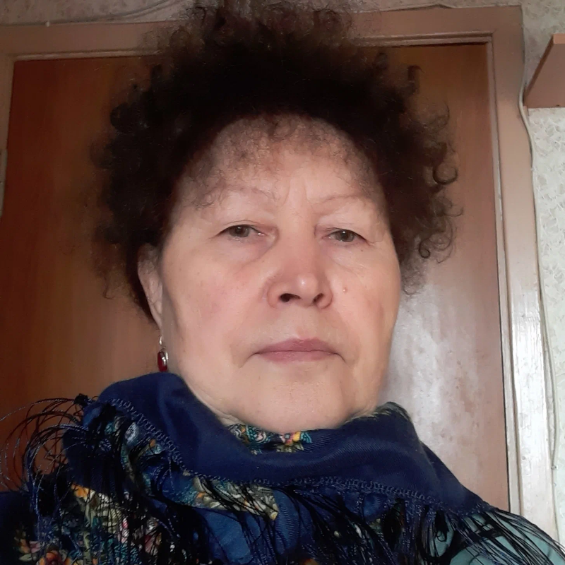 Преподаватель Нина Скворцова