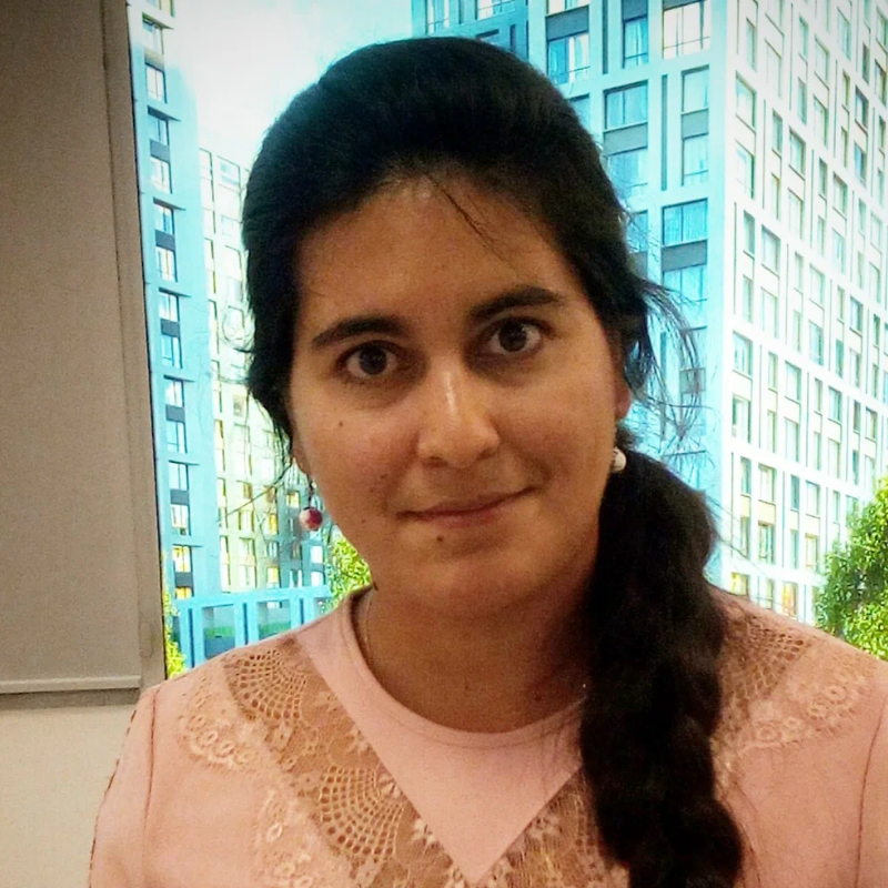 Преподаватель Лаура Карвахаль-Майта