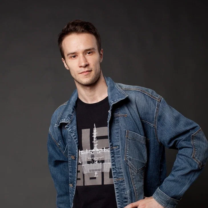 Преподаватель Алексей Щербаков