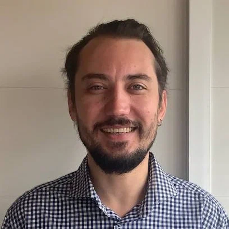 Преподаватель Марк Шаульский