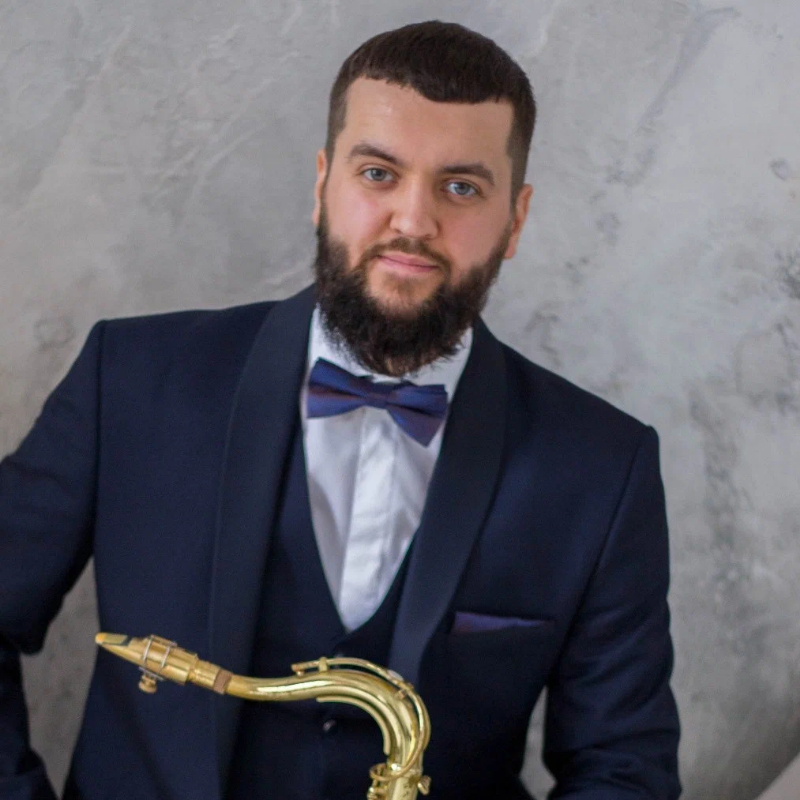 Преподаватель Артём Чурилов