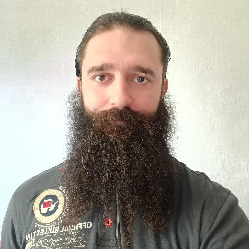 Преподаватель Арсений Д.