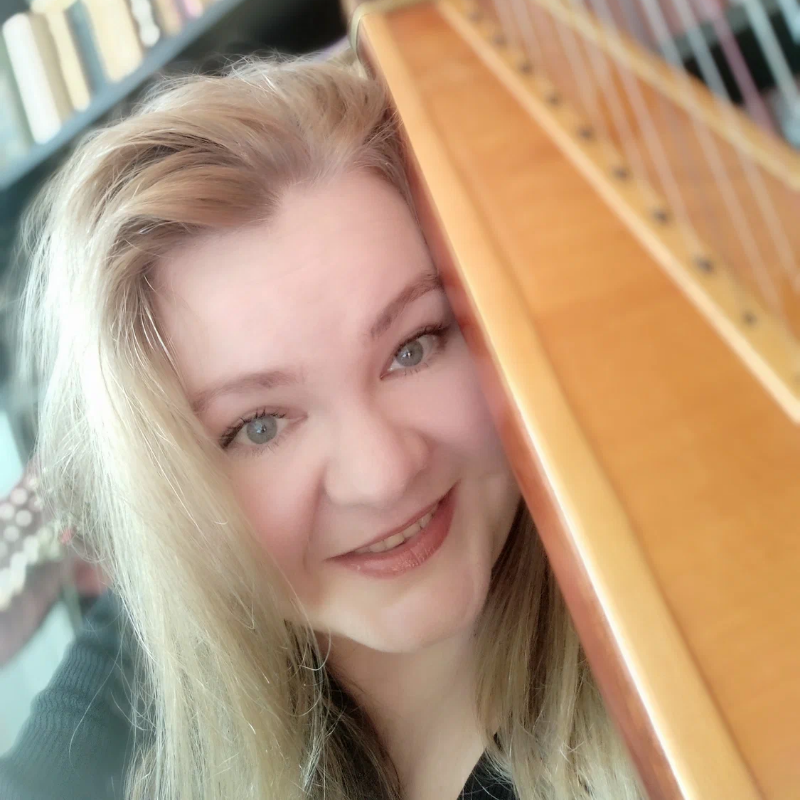 Преподаватель Ника Рябчиненко