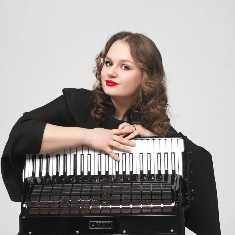 Преподаватель Анастасия Татарина