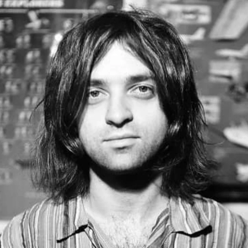 Преподаватель Константин Кремнёв