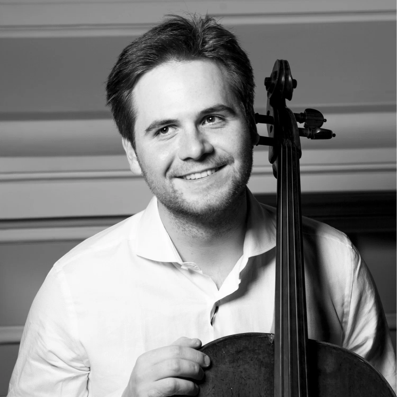 Преподаватель Данила Попов