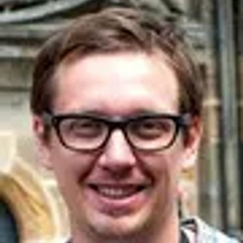 Преподаватель Пётр Андреев