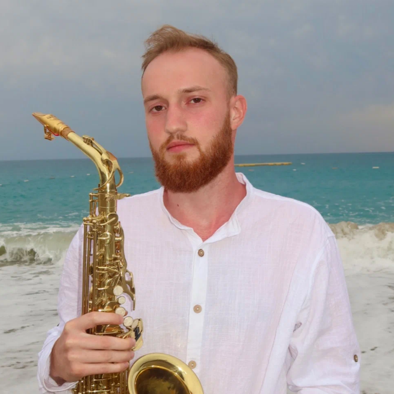 Преподаватель Михаил Драбкин