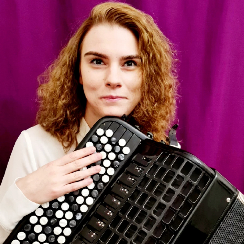 Преподаватель Вера Маликова