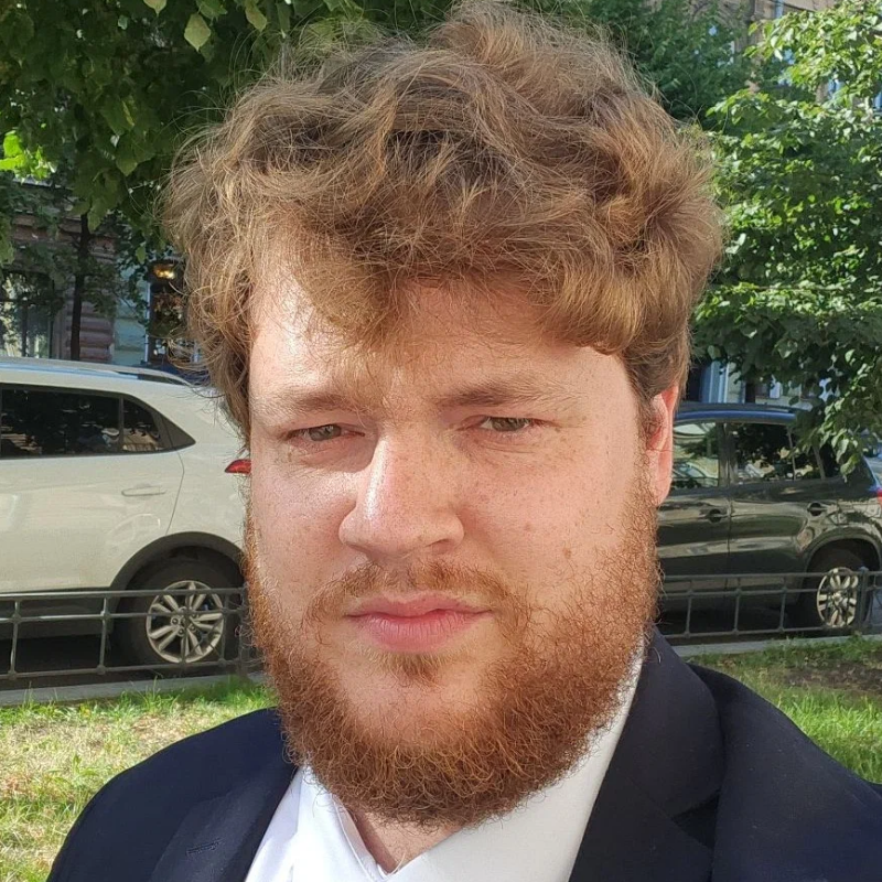 Преподаватель Алексей Бударин