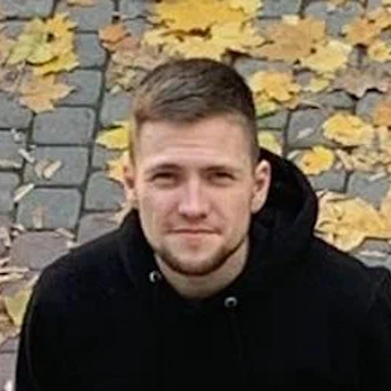 Преподаватель Герман Урсегов